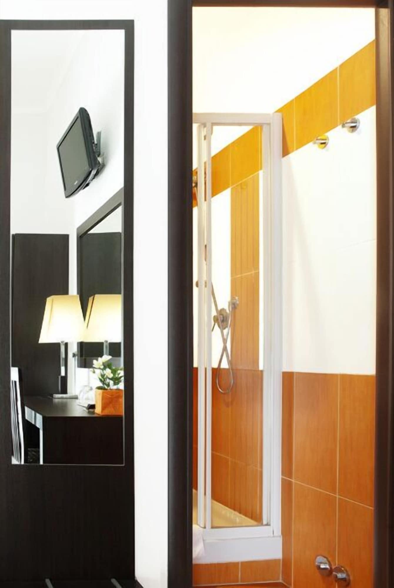 โรมัน เรสซิเดนซ์ Hotel ภายนอก รูปภาพ