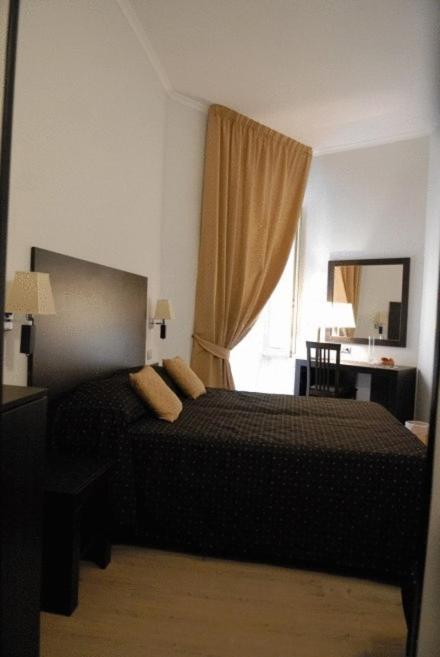 โรมัน เรสซิเดนซ์ Hotel ภายนอก รูปภาพ